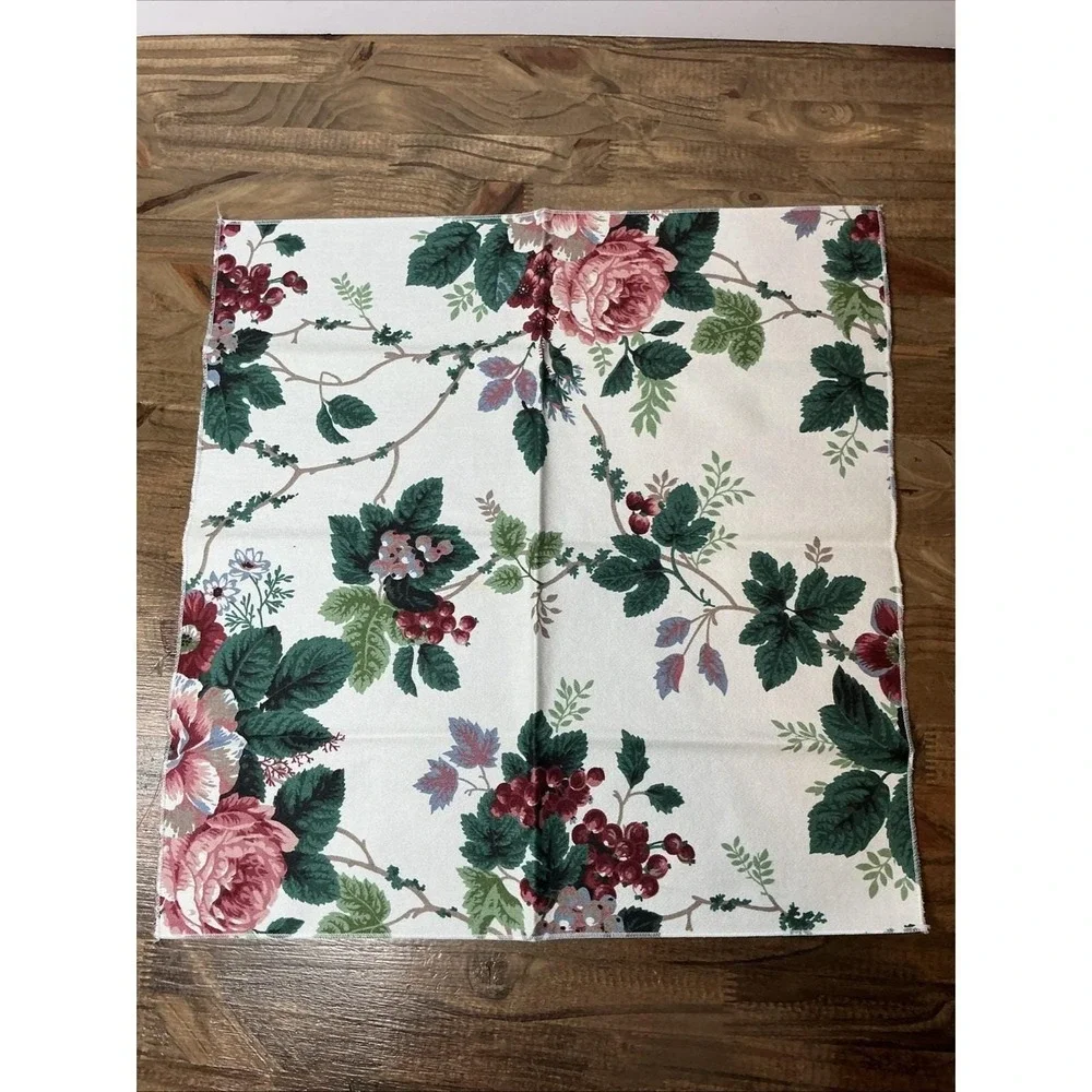 Vintage Style Rose Floral Cloth Napkins Set of 4 Cottagecore Table Linens
